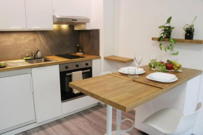 Lovely Studio with Free Parking!